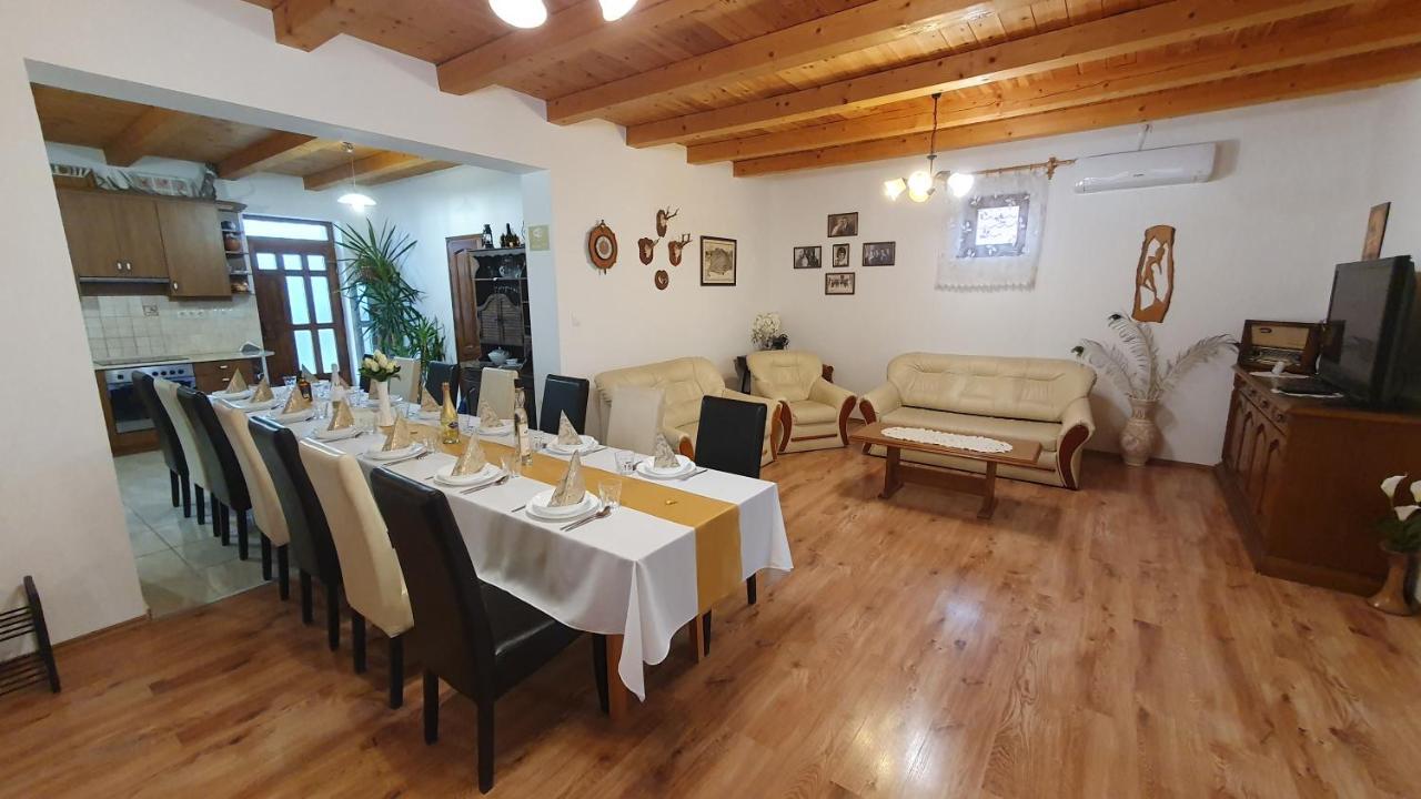מלון פאפ Kekszilva Vendeghaz מראה חיצוני תמונה
