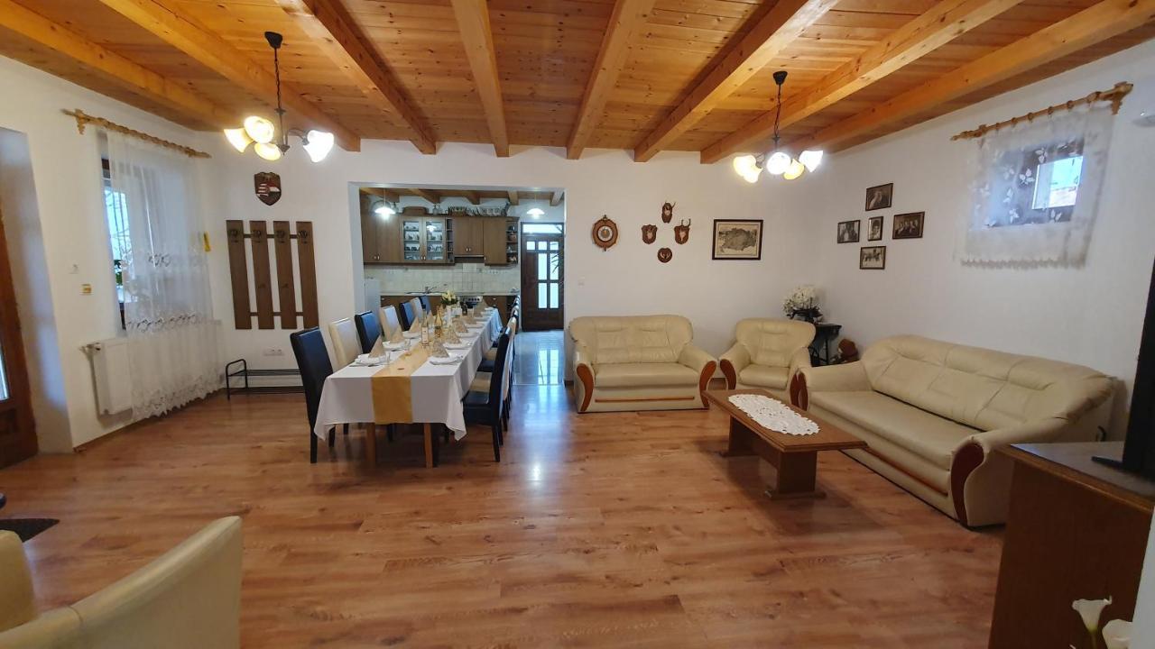 מלון פאפ Kekszilva Vendeghaz מראה חיצוני תמונה
